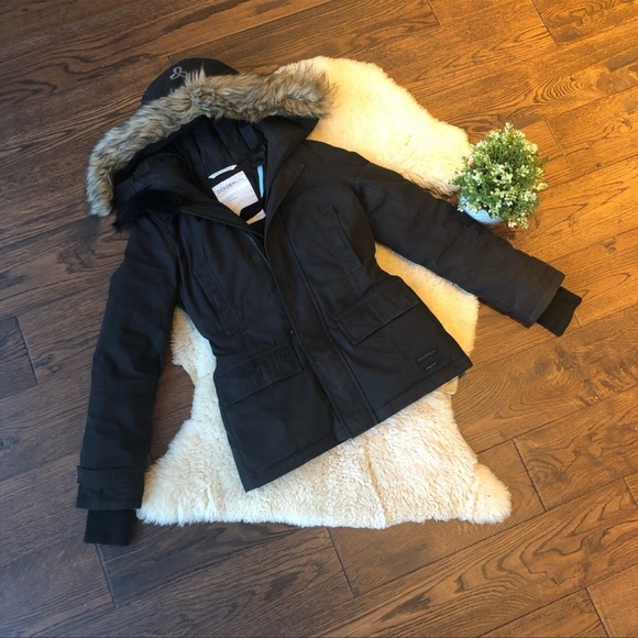 Golden Larsen TNA Parka (xs) - Picture 1 of 3